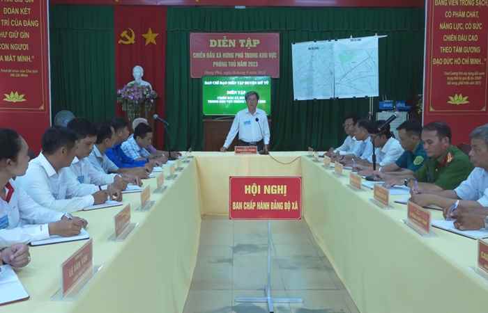 Mỹ Tú: Diễn tập chiến đấu trong Khu vực phòng thủ xã Hưng Phú 